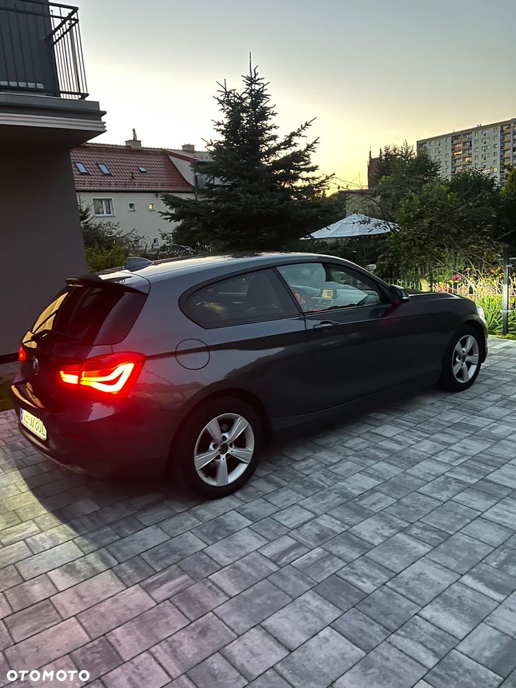 BMW Seria 1 116i Sport Line - 11