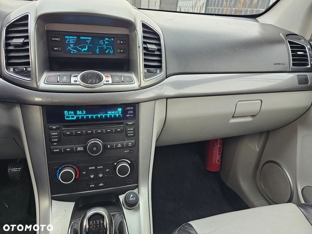 Chevrolet Captiva 2.2 D LT+ - 35