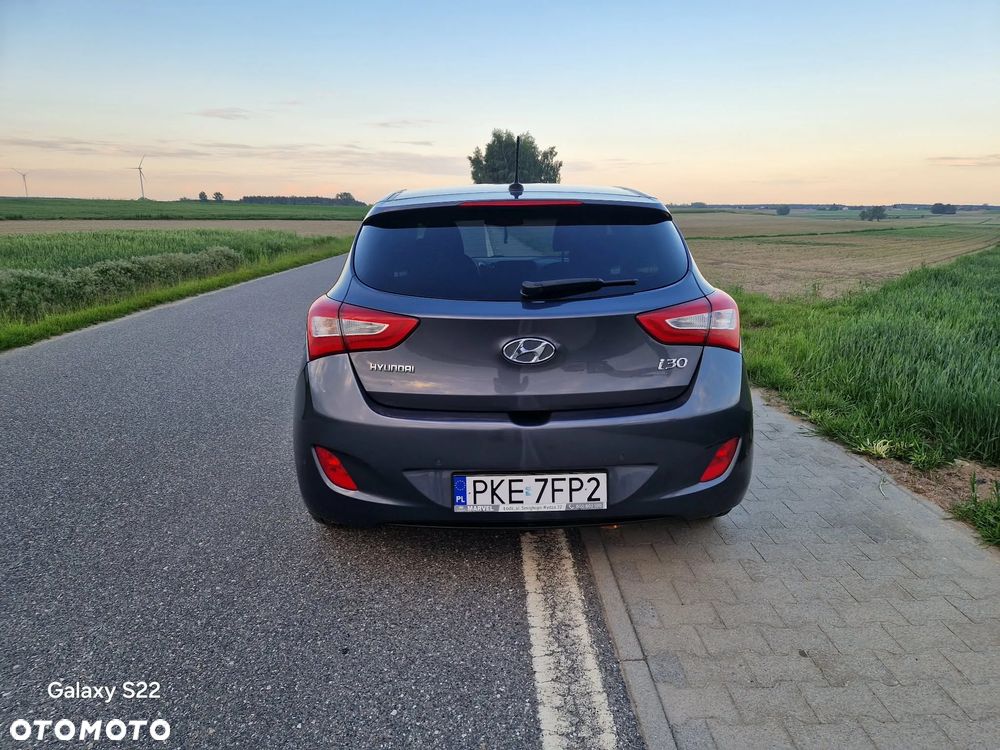 Hyundai i30 1.6 CRDi BlueDrive Go DCT - 4