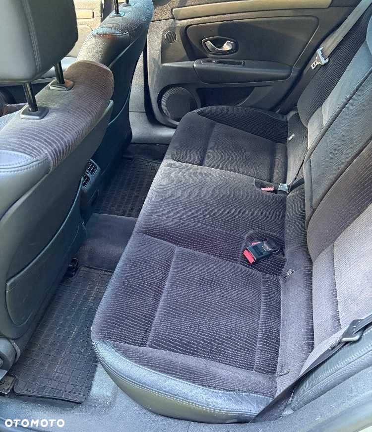 Renault Laguna - 8