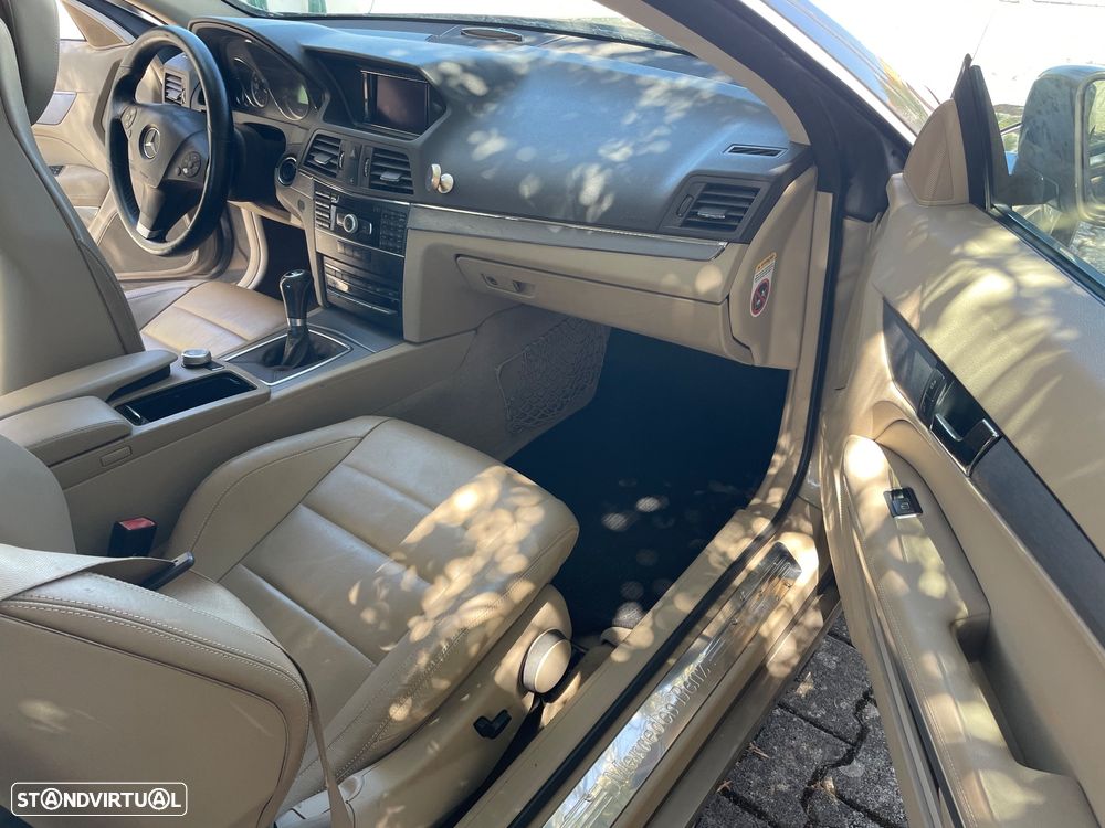 Mercedes-Benz E 220 - 24