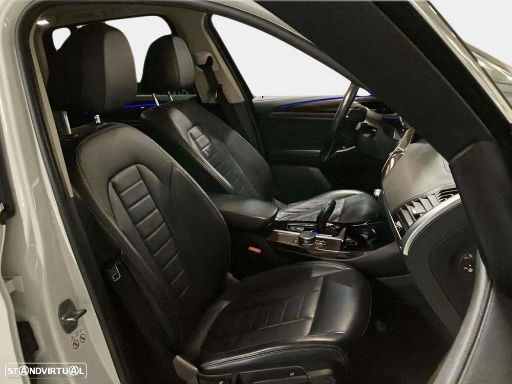 BMW X3 20 d xDrive - 13