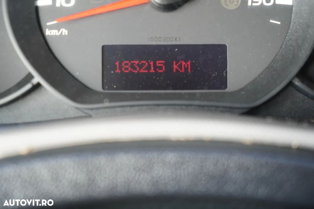 Renault MASTER / DCI 135 / BASCULATOR / CAMION CU OPȚIUNI 7 LOCURI / MANUAL - 40