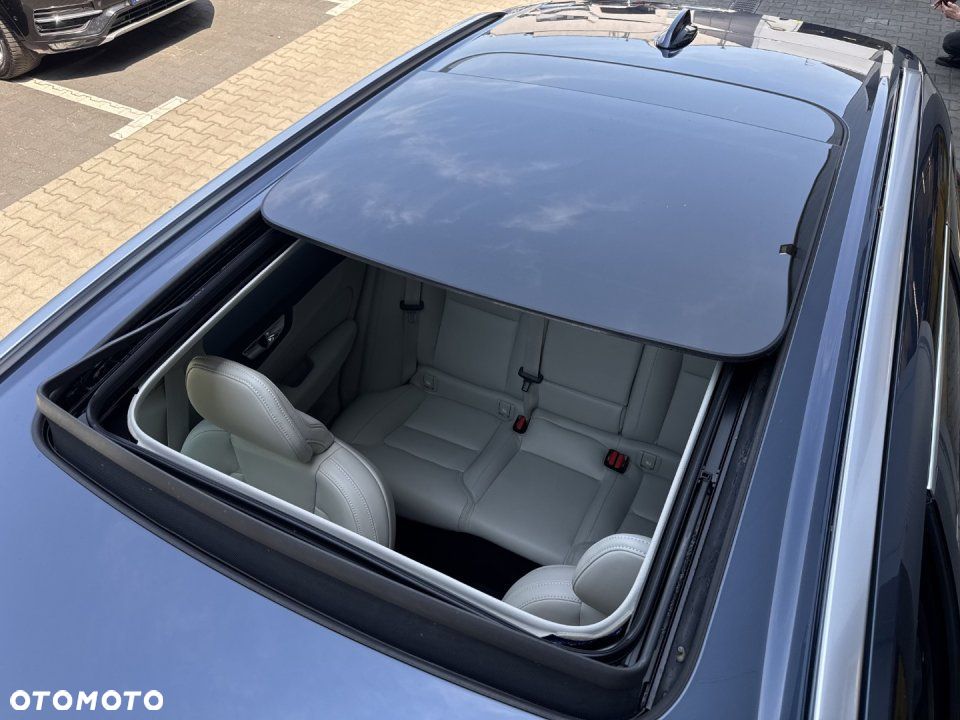 Volvo XC 60 - 22