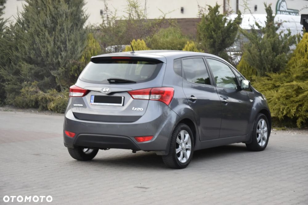 Hyundai ix20 - 27