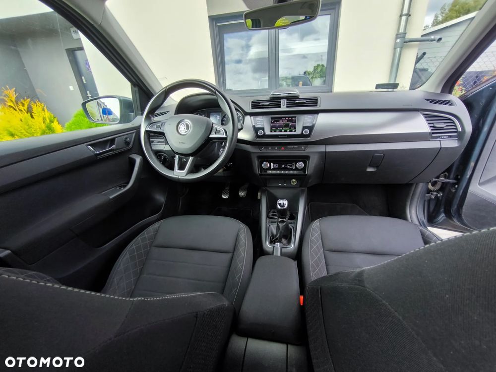 Skoda Fabia - 12