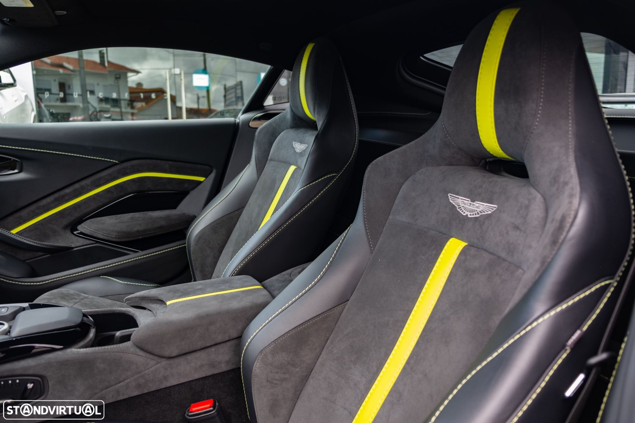 Aston Martin Vantage Coupe V8 F1 Edition - 24