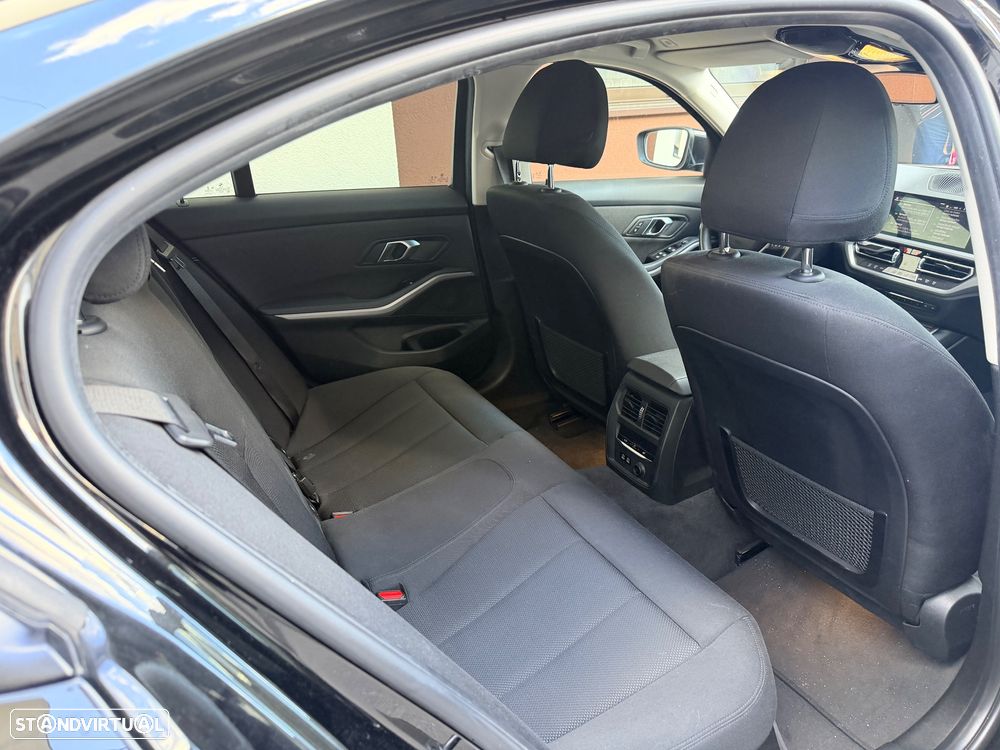 BMW 330 - 7