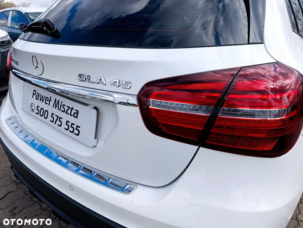 Mercedes-Benz GLA AMG 45 4Matic AMG Speedshift 7G-DCT - 8