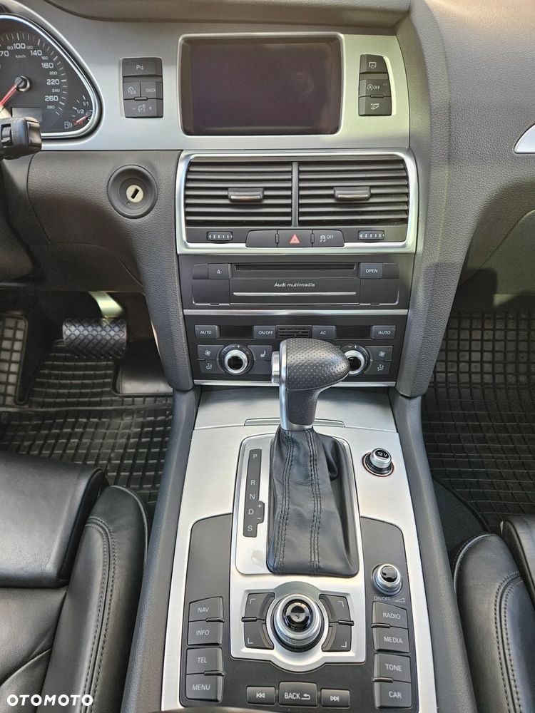 Audi Q7 - 17