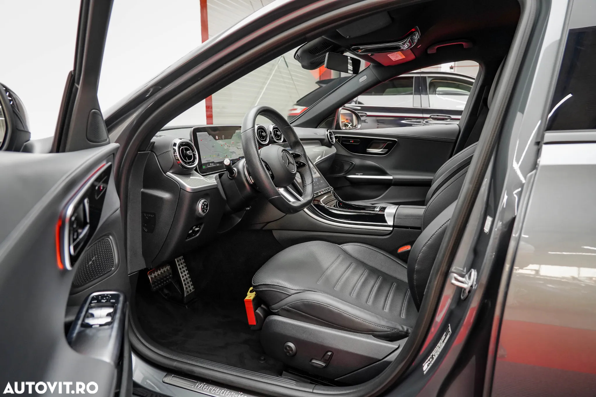 Mercedes-Benz C 220 d 9G-TRONIC AMG Line - 4