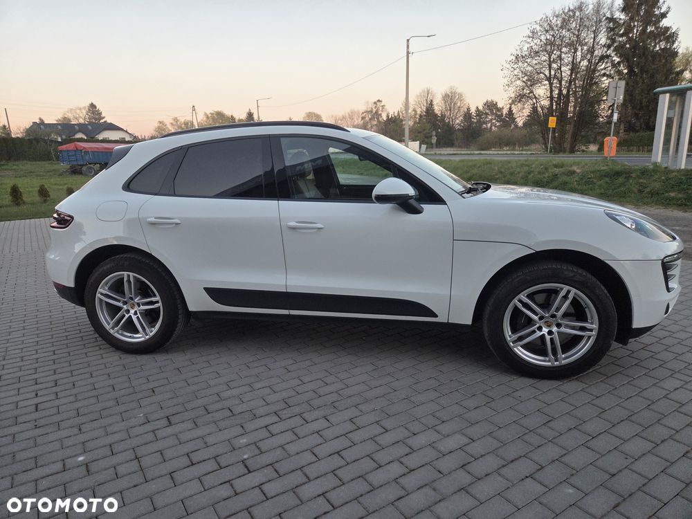 Porsche Macan Standard - 4