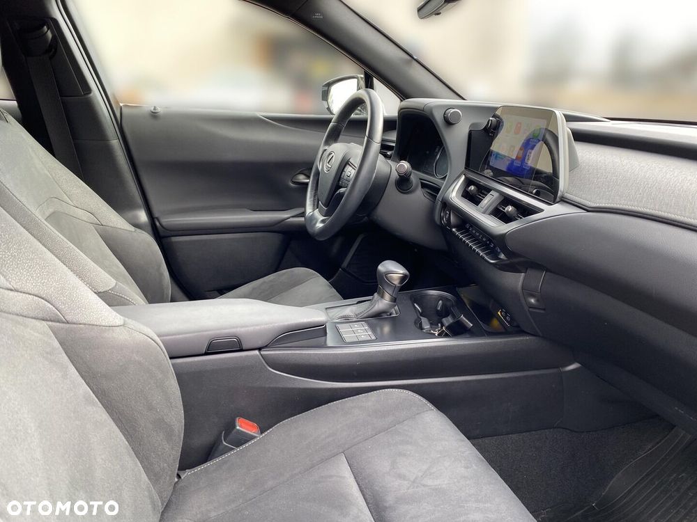 Lexus UX 250h GPF Business 2WD - 13