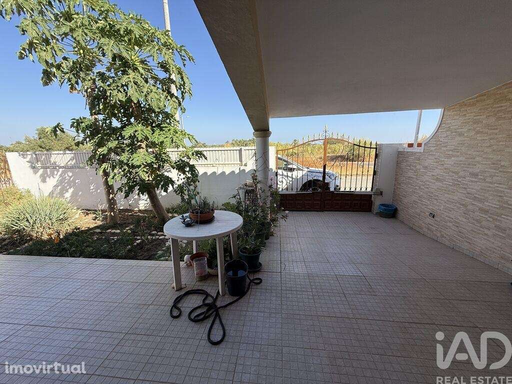 Casa / Villa T3 em Alcantarilha e Pêra de 186,00 m2 - Grande imagem: 4/29