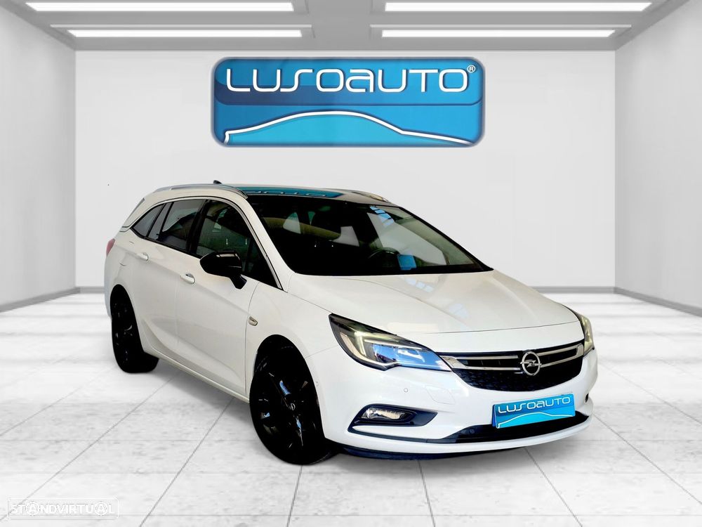 Opel Astra Sports Tourer - 4