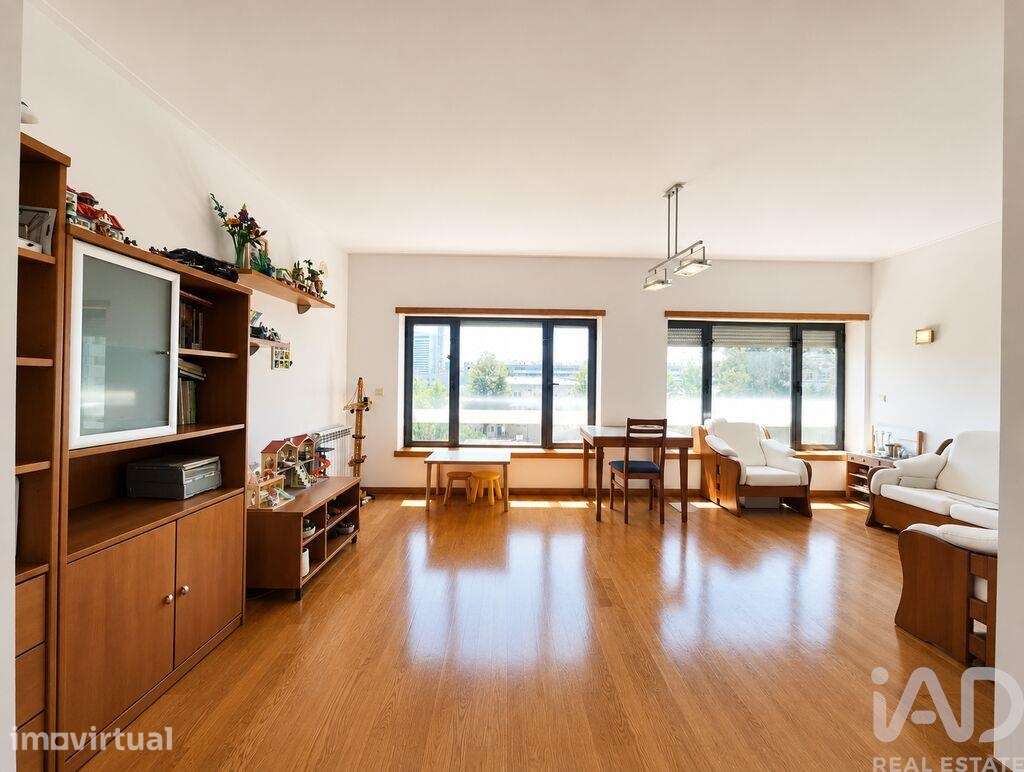 Apartamento T2 em Parque das Nações de 80 m2 - Grande imagem: 2/14