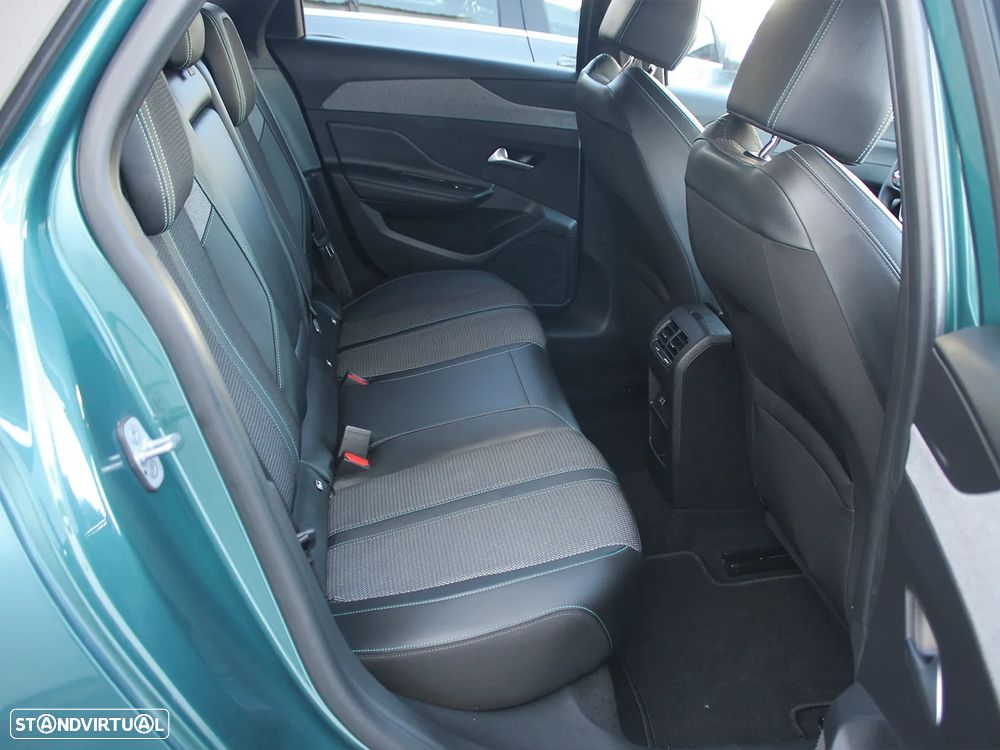 Peugeot 308 SW 1.6 Hybrid Allure Pack e-EAT8 - 14