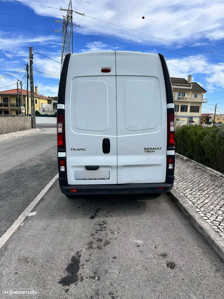 Renault Trafic - 2