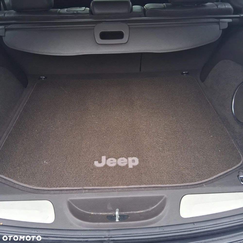 Jeep Grand Cherokee 3.0 CRD Overland Summit Platinum - 27