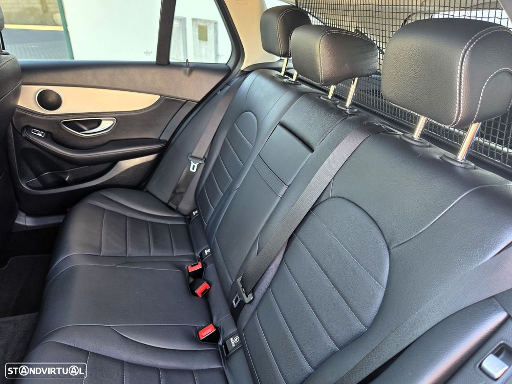 Mercedes-Benz C 220 Station CDI DPF BlueEFFICIENCY Avantgarde Edition - 37