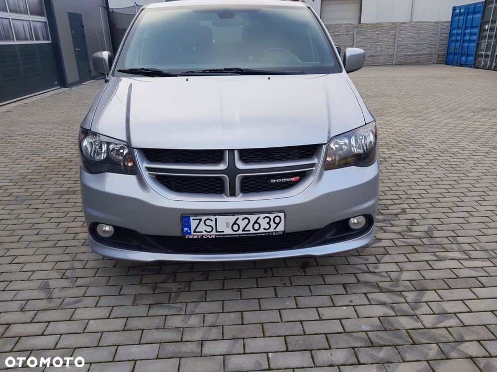 Dodge Grand Caravan 3.6 R/T - 31