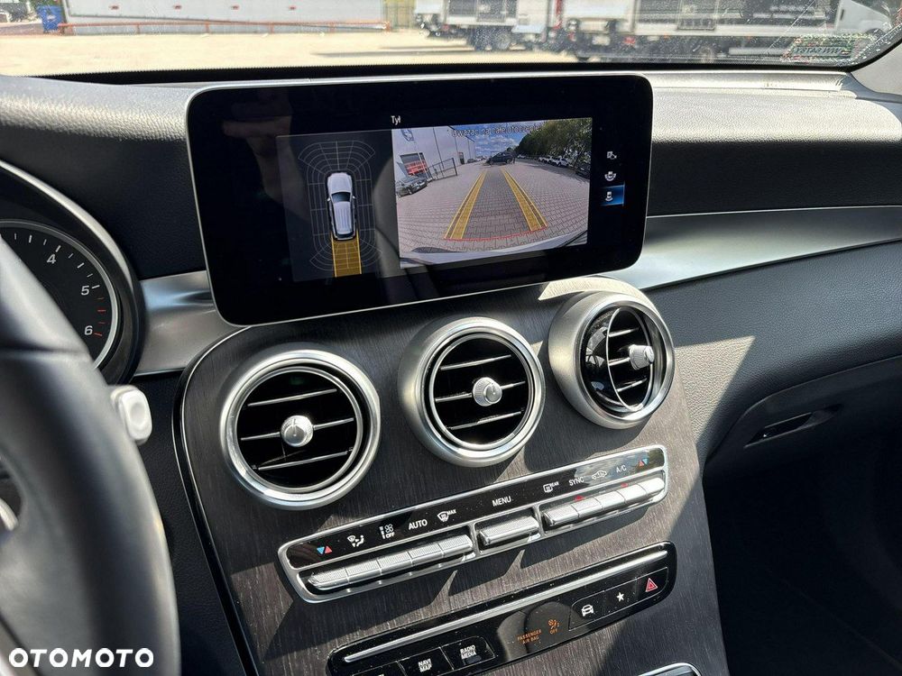 Mercedes-Benz GLC 200 d 4-Matic - 21
