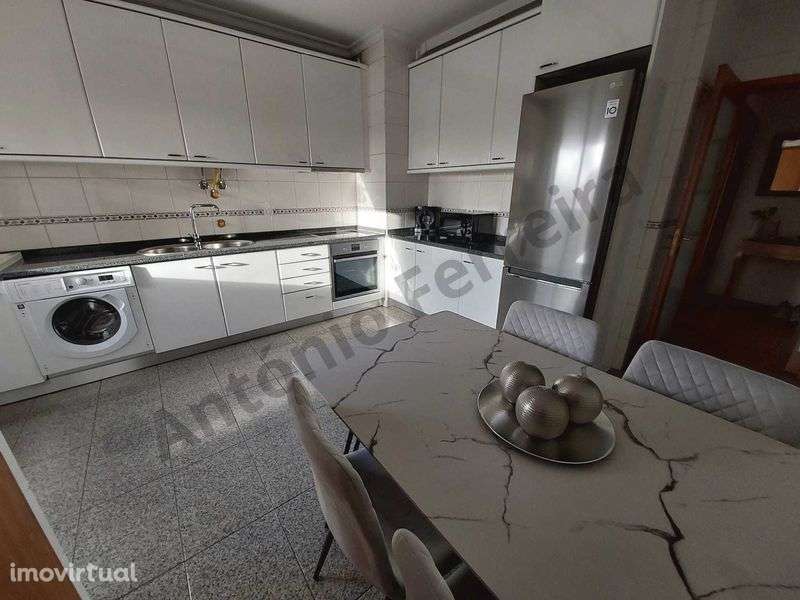 Apartamento T2  - Centro de Braga - Grande imagem: 3/7