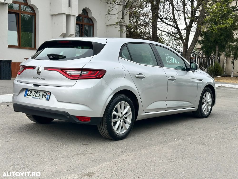 Renault Megane ENERGY TCe 130 PLAY - 5