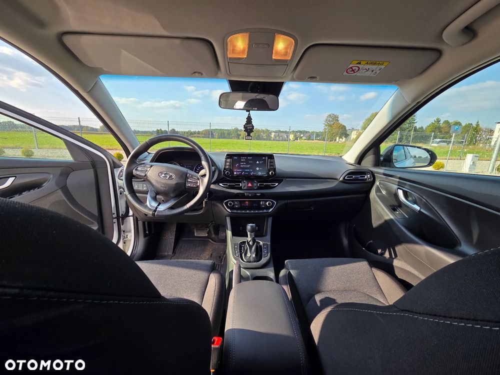 Hyundai i30 1.5 T-GDI 48V Smart DCT - 11
