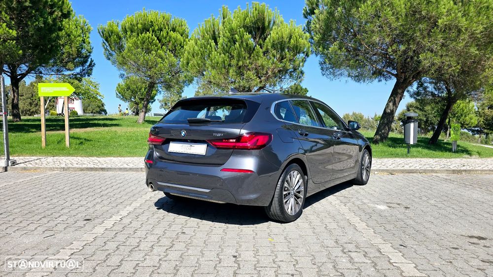 BMW 116 i Aut. Luxury Line - 4