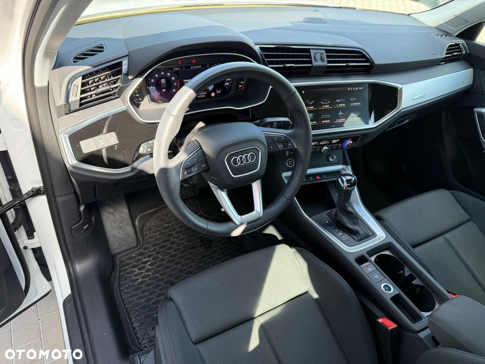 Audi Q3 - 19