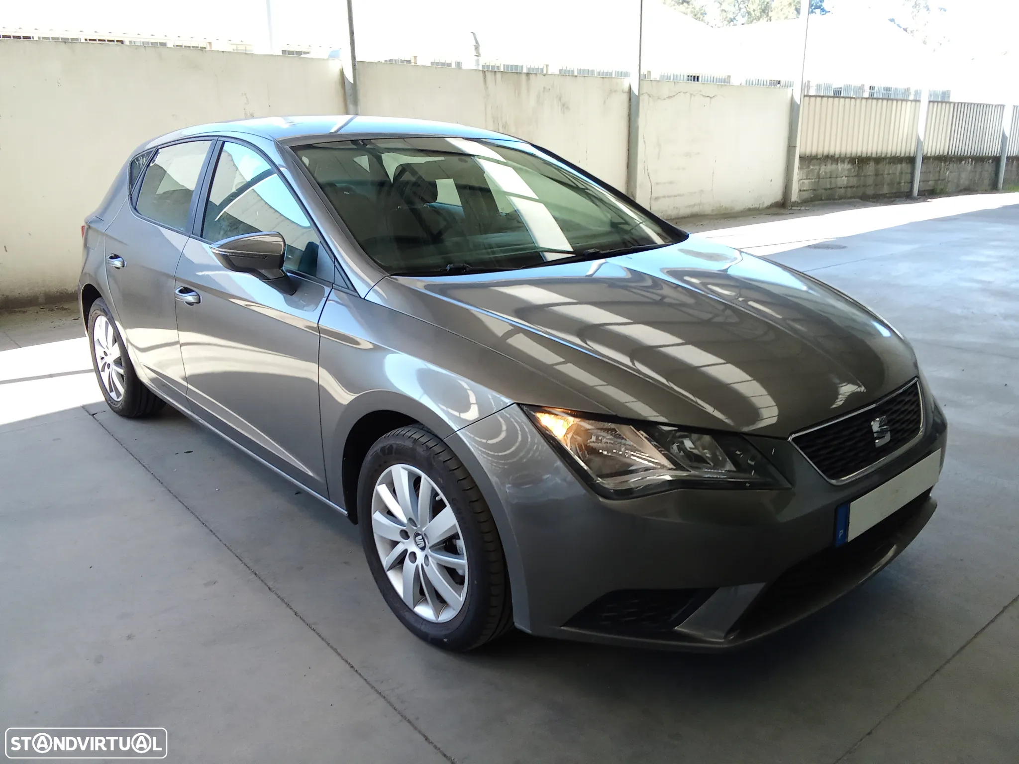SEAT Leon 1.6 TDI Ecomotive Style - 2