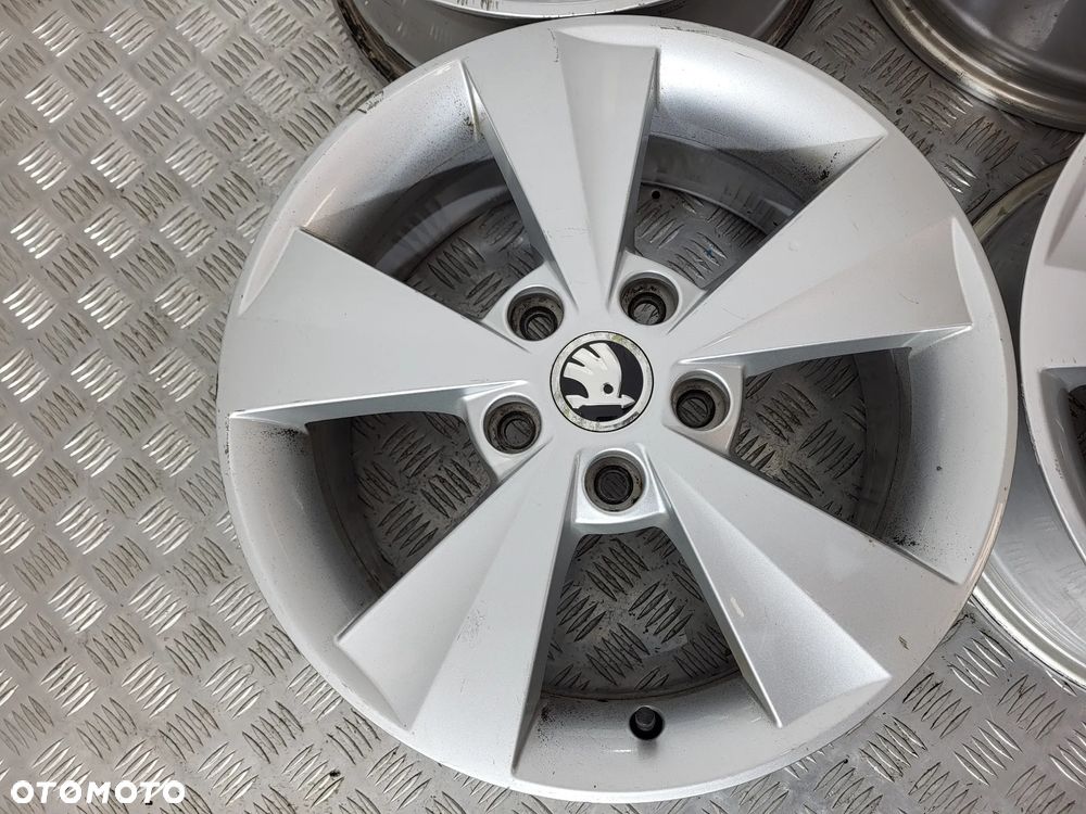 Skoda Octavia III Felgi Aluminiowe 16 5x112 - 3