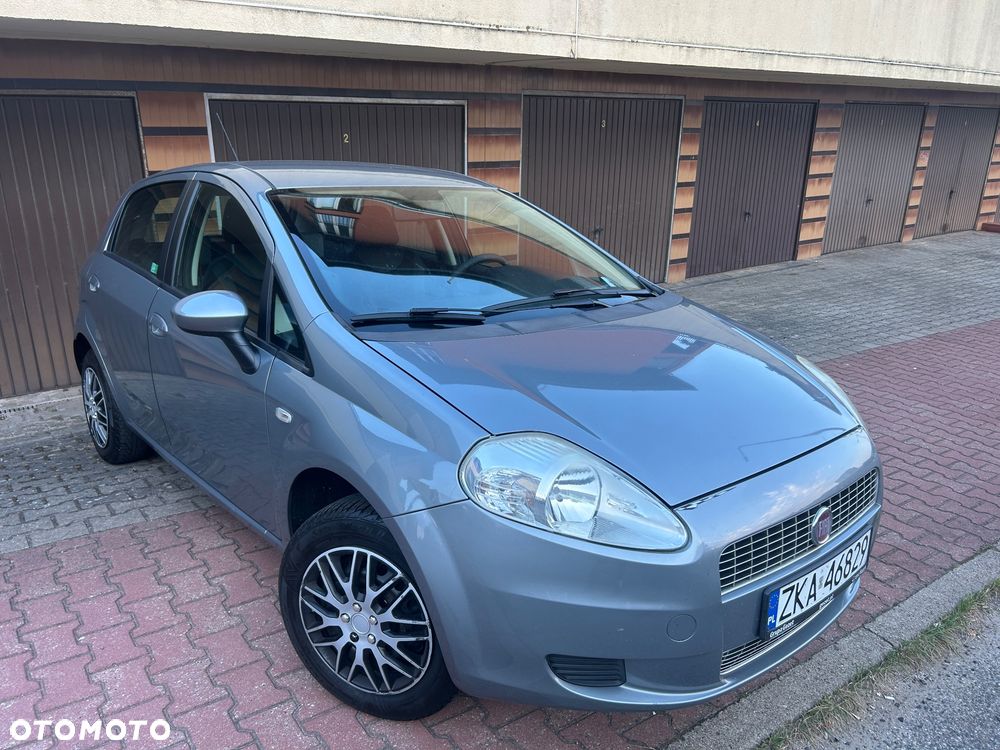 Fiat Grande Punto - 12