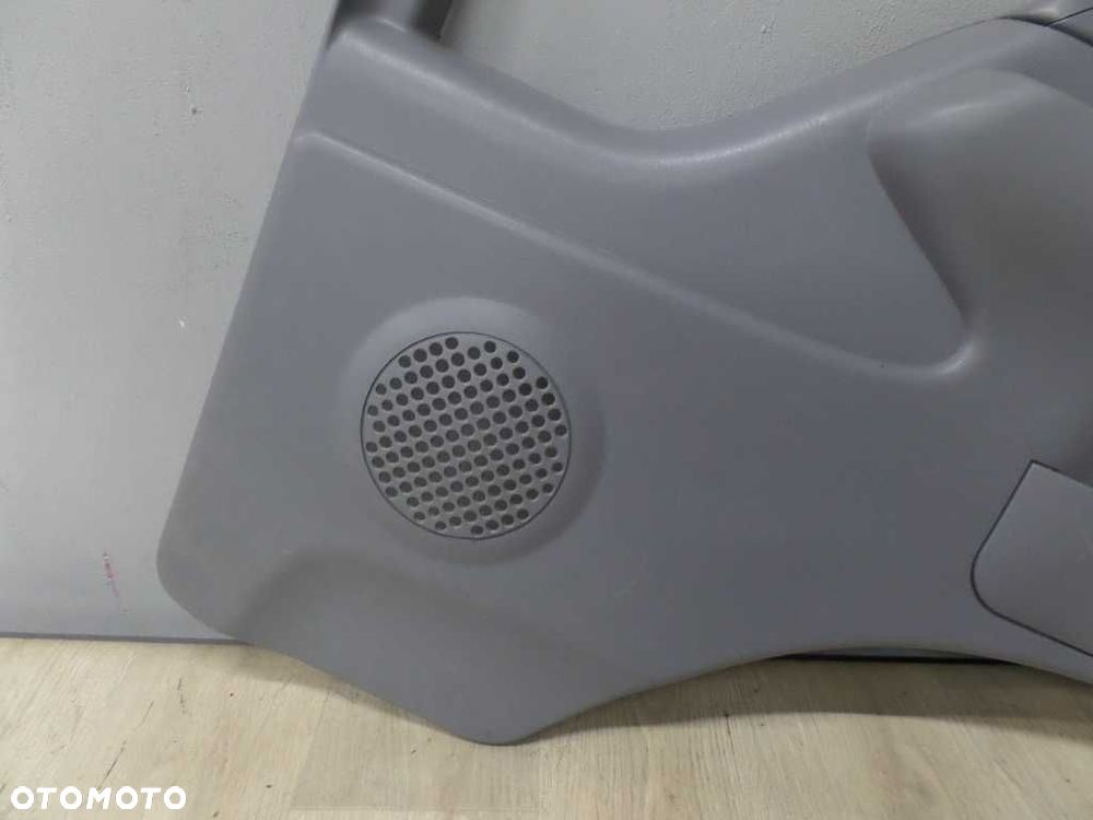 ISUZU NPR NQR NKR TAPICERKA BOCZEK DRZWI PRAWY 897852294 04-07 - 2