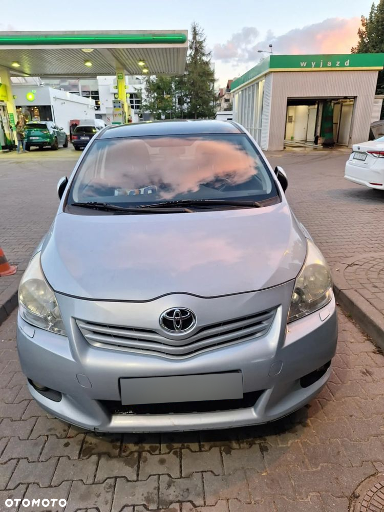 Toyota Verso 2.0 D-4D Luna 7os - 7