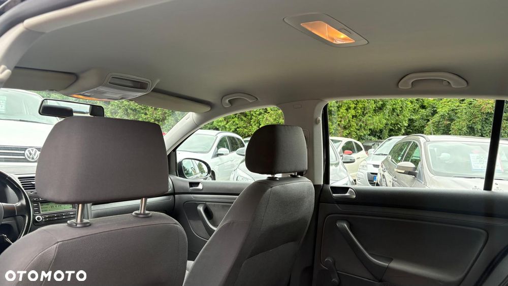 Volkswagen Golf 1.6 FSI Tour Edition - 20