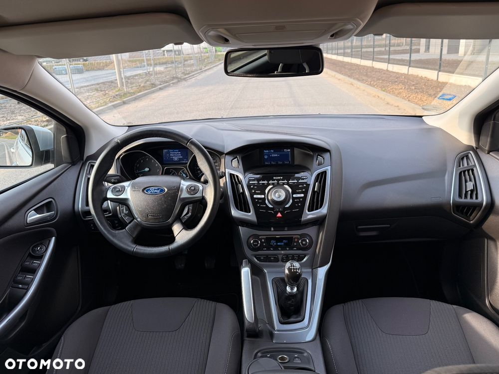 Ford Focus 1.6 EcoBoost Titanium - 21