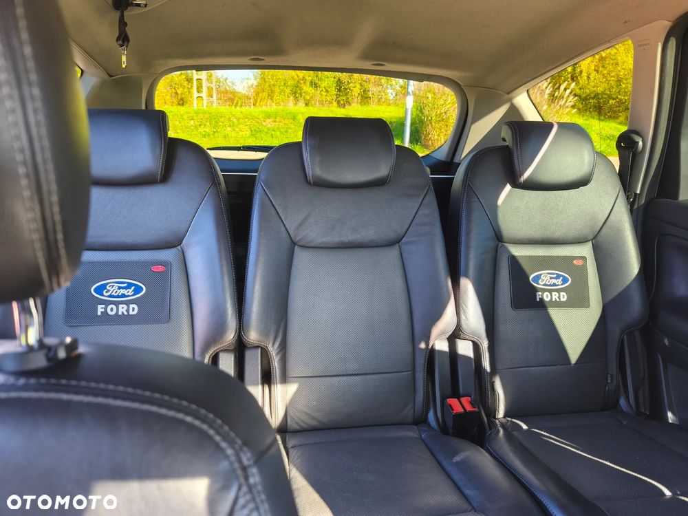Ford S-Max - 9