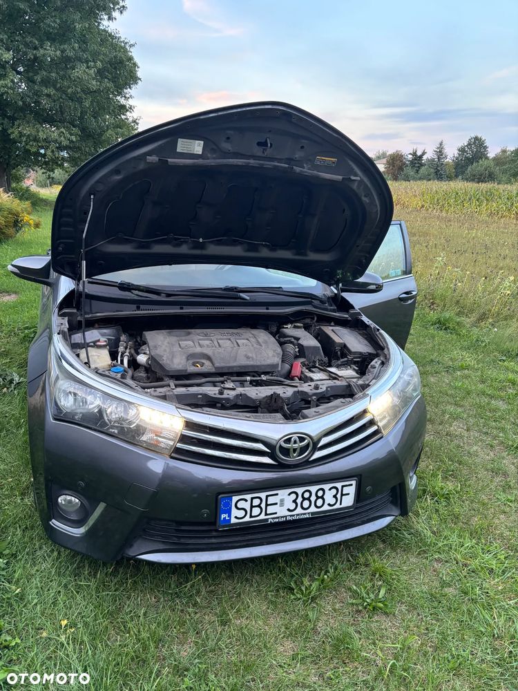 Toyota Corolla 1.6 Premium - 8