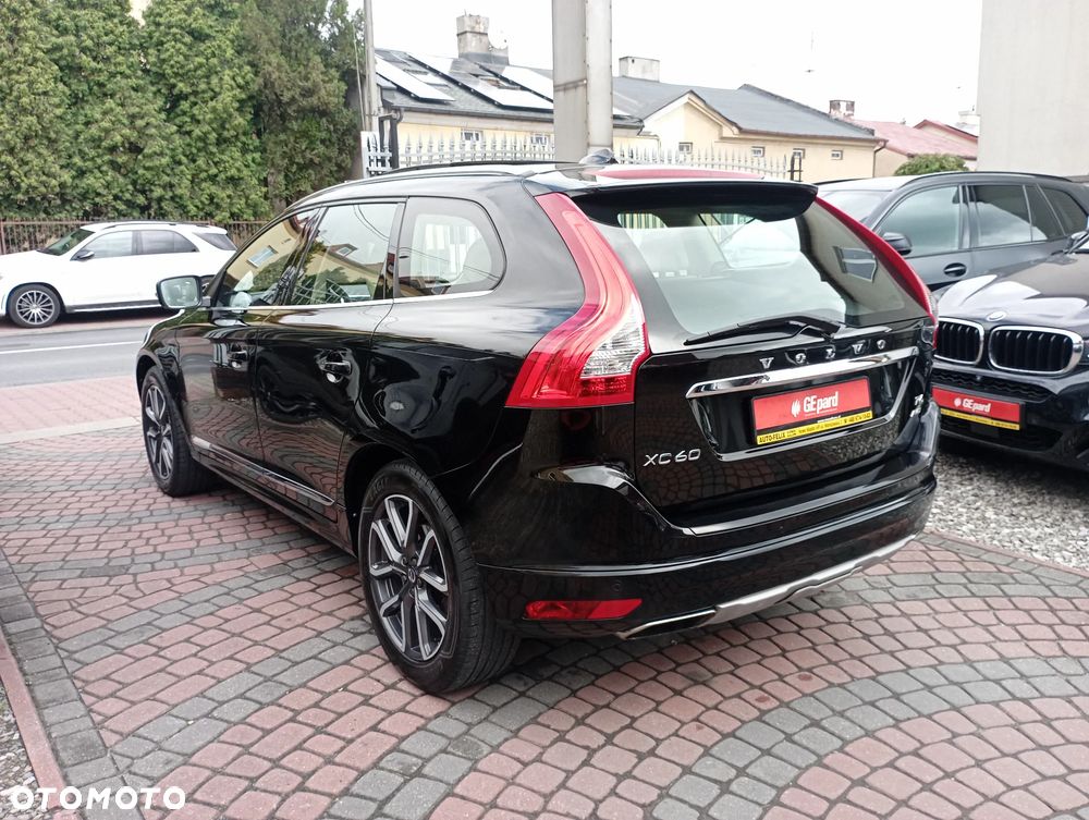 Volvo XC 60 T6 AWD Drive-E Summum - 6