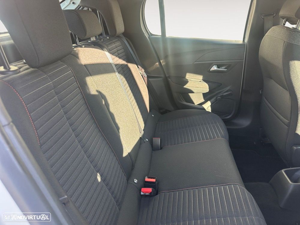 Peugeot 208 1.2 PureTech Active Pack - 13