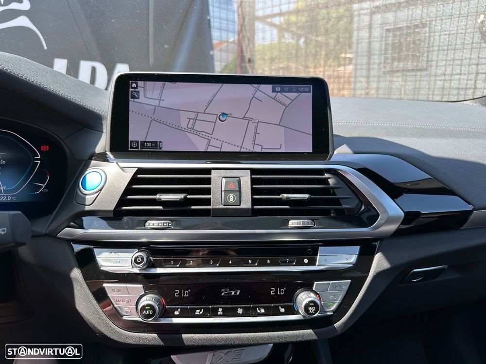 BMW iX3 Inspiring - 16