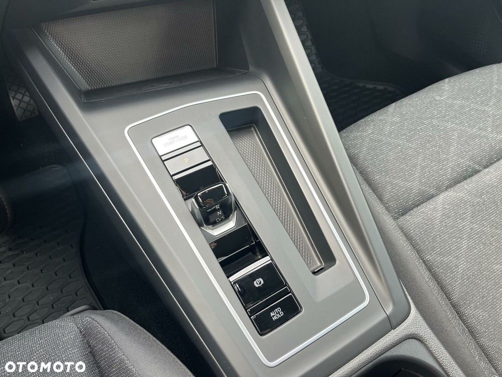 Volkswagen Golf - 15