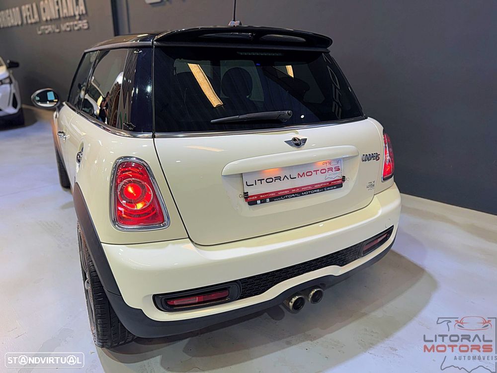 MINI 3 Portas Cooper S - 10
