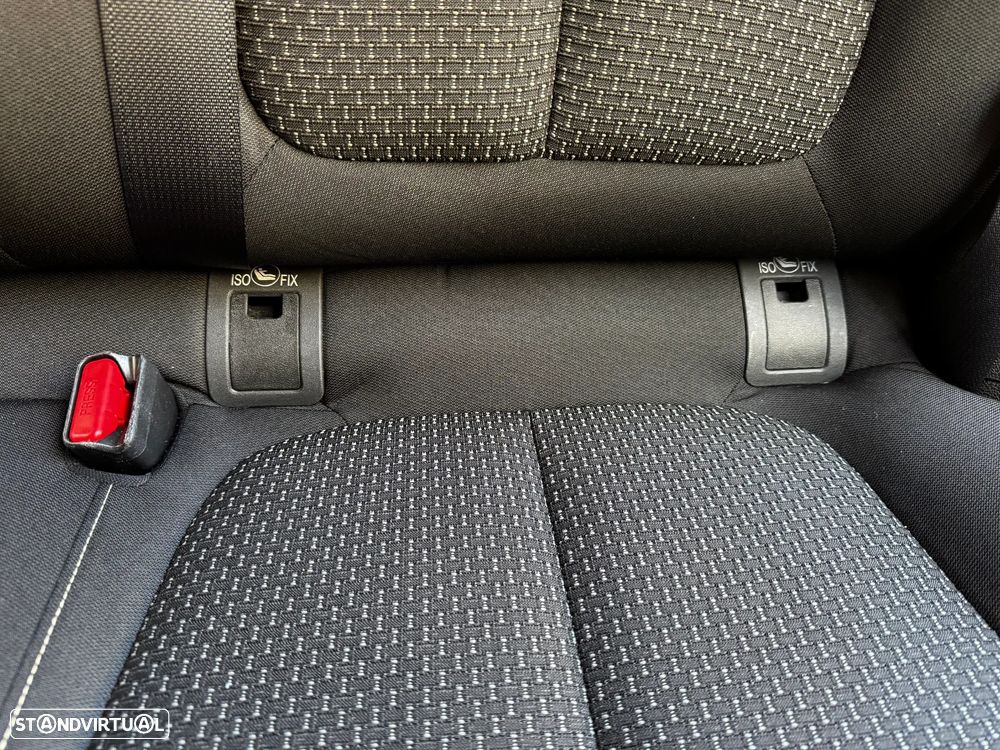 Renault Kadjar Energy dCi 110 EDC LIMITED - 33