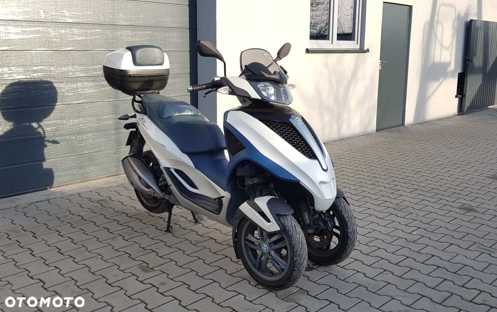 Piaggio MP-3 - 3