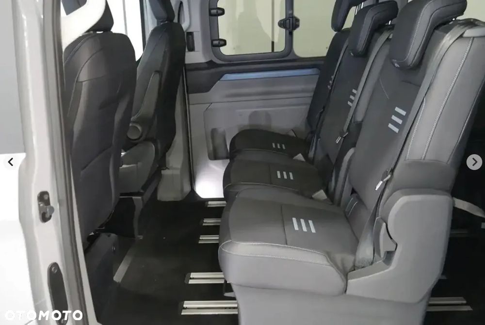 Ford Tourneo Custom - 7