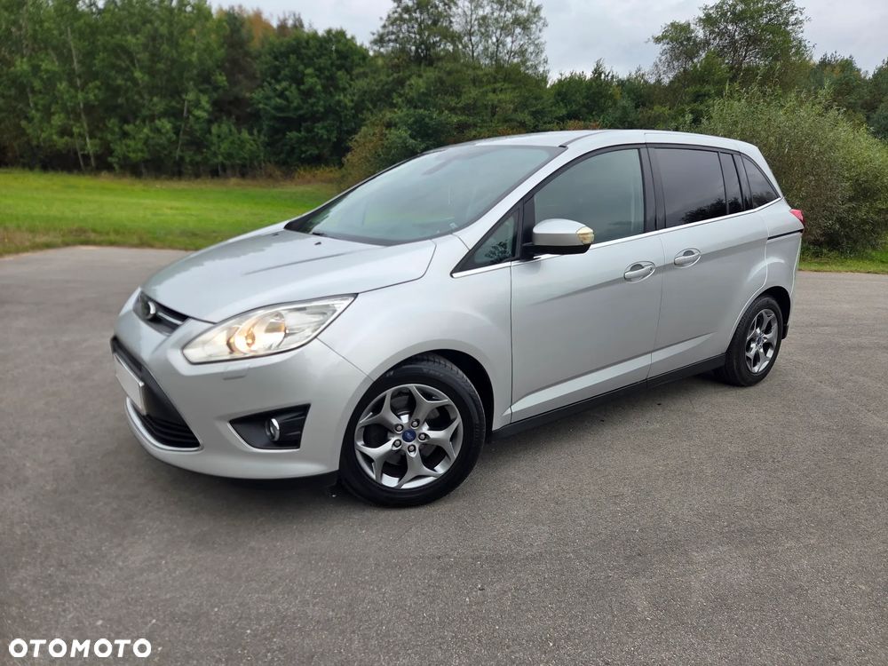 Ford Grand C-MAX - 12