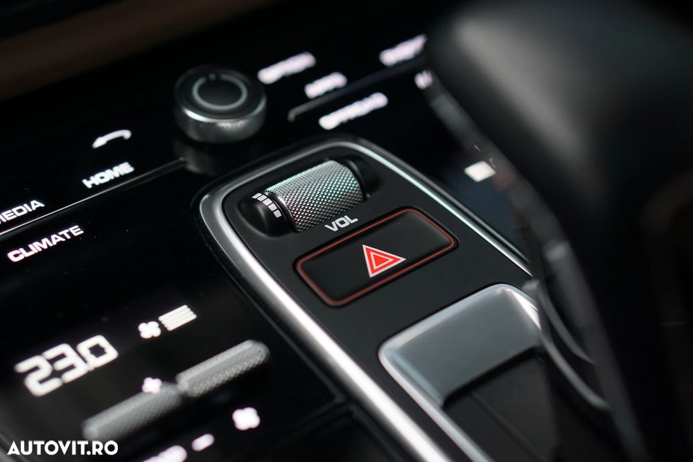 Porsche Cayenne Coupe S - 30